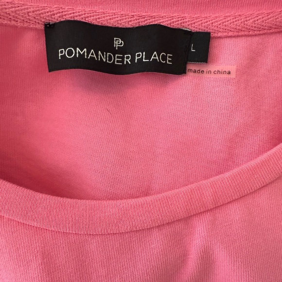 Tuckernuck Pomander Place Stella Puff Sleeve Pink Tshirt Dress
AD3 - Picture 4 of 5